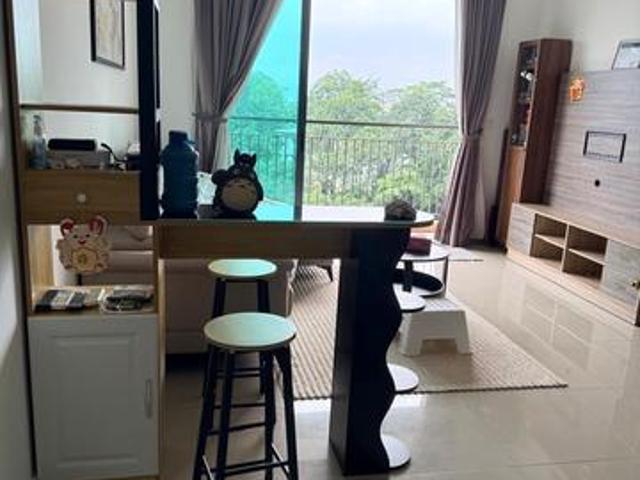 Spacious Brand New Fully Furnished EndLot at The Henge Kepong