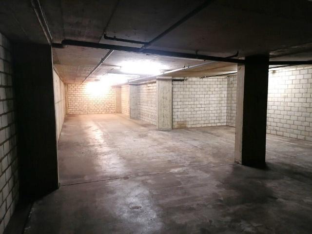 Spacious, bright and immediately available