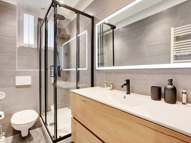Spacious, bright and well equipped apartment