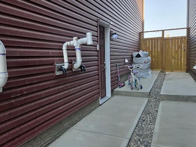 Spacious Bright Basement in Carrington