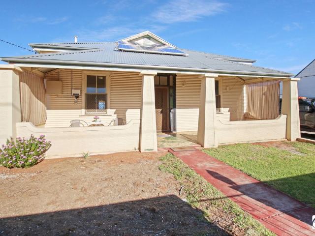 SPACIOUS BUNGALOW