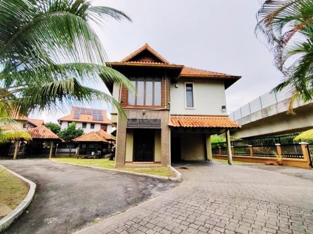 Spacious Bunglow in Elite Area of Subang Alam Section 27 Shah Alam