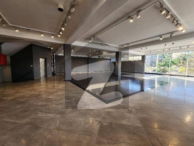 Spacious Building Is Available In Johar Town For Rent