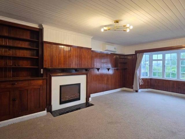 Spacious by the beach