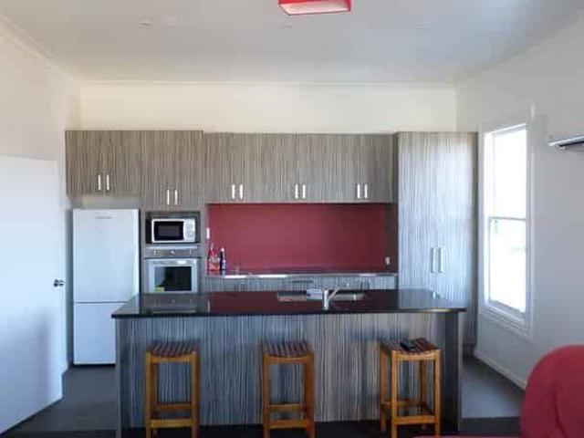 Spacious Centre City 6 bedroom home for rent