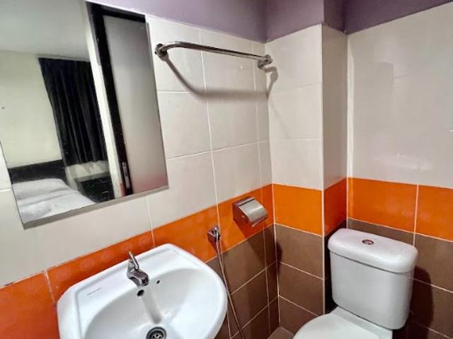 Spacious Co Living Room with [ Zero Deposit ] HOTEL ROOM FOR LONG STAY KK HOTEL @KAJANG