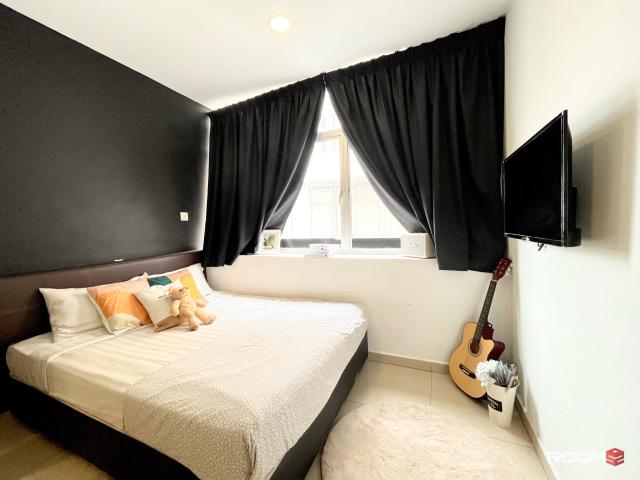 Spacious Co Living Room with [ Zero Deposit ] HOTEL ROOM FOR LONG STAY REST & GO @BANDAR BOTANIC
