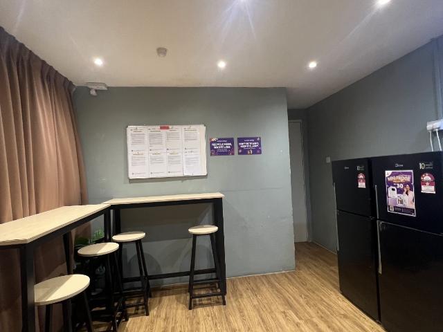 Spacious Co Living Room with [Zero Deposit ] new concept! hotel room for long stay @ kelana jaya