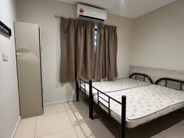 Spacious Co Living Roomattach Private Toilet at Chow Kit, Plaza Rah