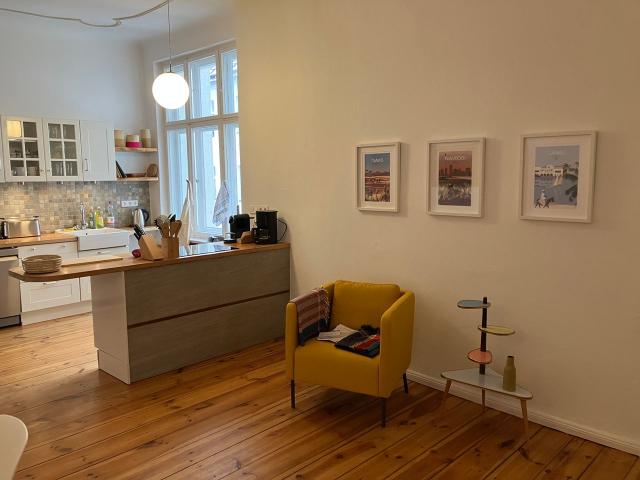 Spacious, comfortable flat, Berlin Amsterdam Apartments for Rent