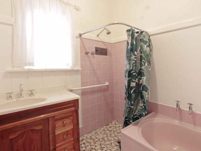 Spacious & Comfortable Living Close to the City!