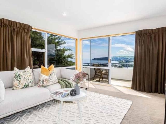 Spacious Coastal Living with Exceptional Views