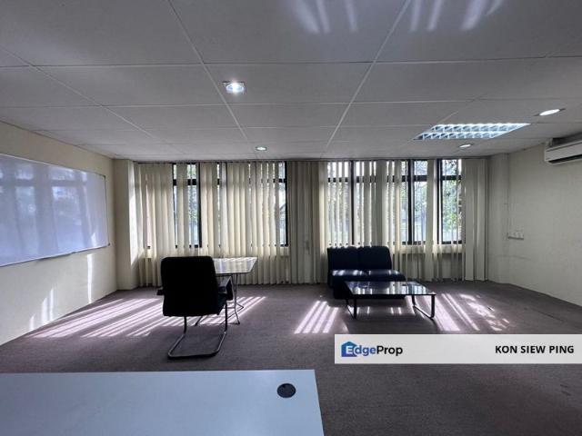 Spacious Corner First Floor Shoplot For Rent! Located at MJC, Batu Kawa