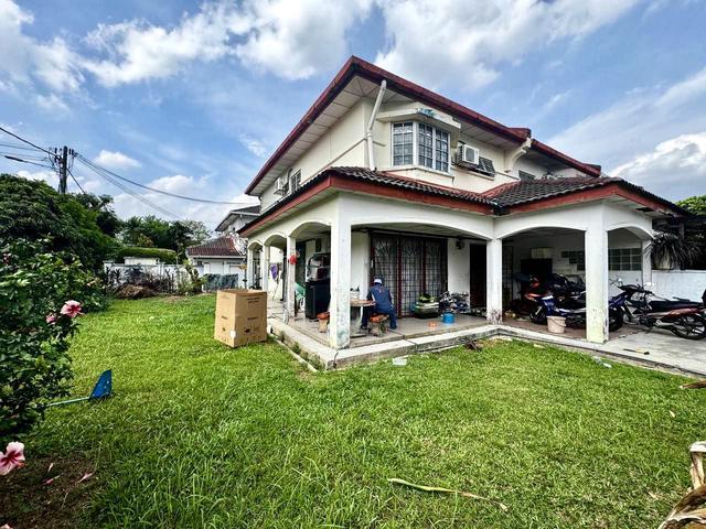 SPACIOUS CORNER LOT 2 Storey Terrace House Taman TTDI Jaya Shah Alam
