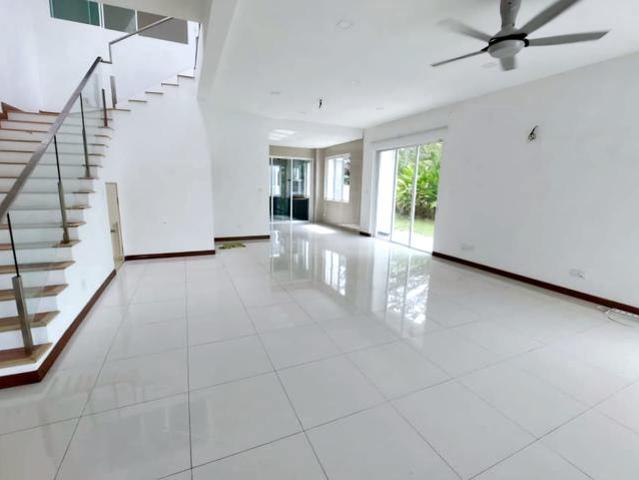 SPACIOUS CORNER LOTANGGUN 2 Storey 24x75 5min To Setia Mall CABINET