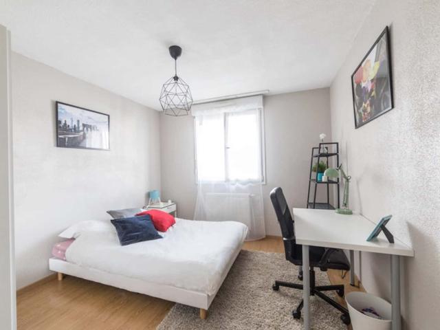 Spacious cosy room 17m² ST58