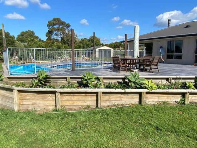 Spacious Country Lifestyle in Oropi