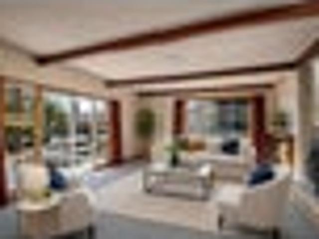 SPACIOUS & DISTINCTIVE