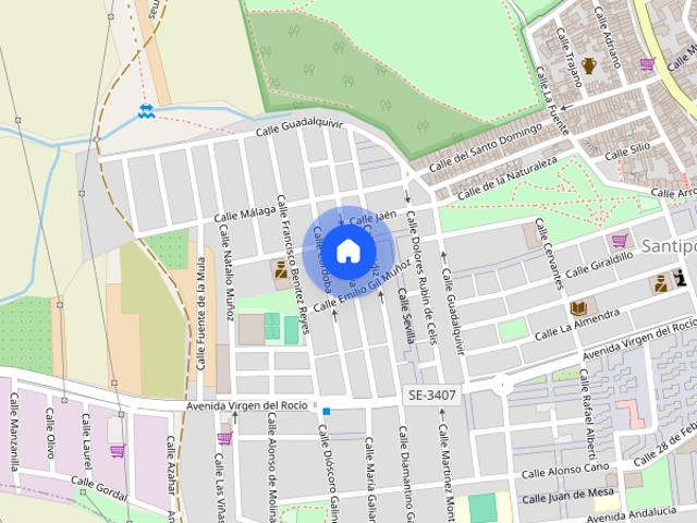 Spacious double bedroom well connected to Sevilla city center