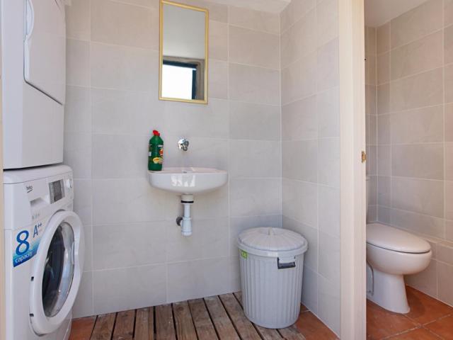 Spacious double ensuite bedroom in El Raval