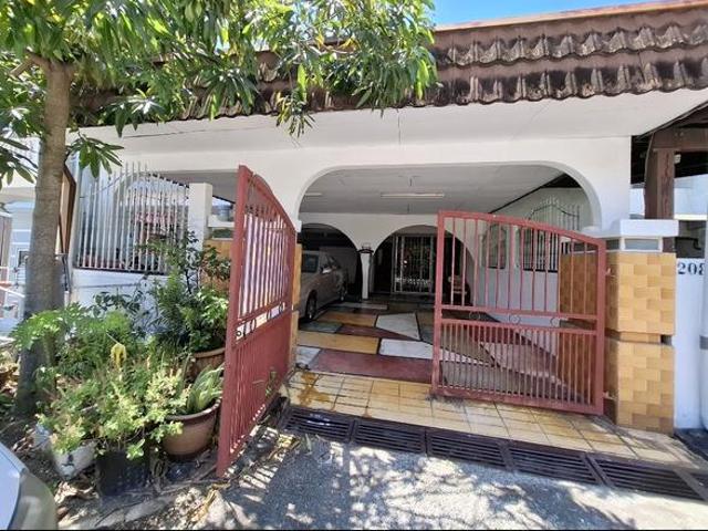 Spacious Double storey terrace at rasah jaya