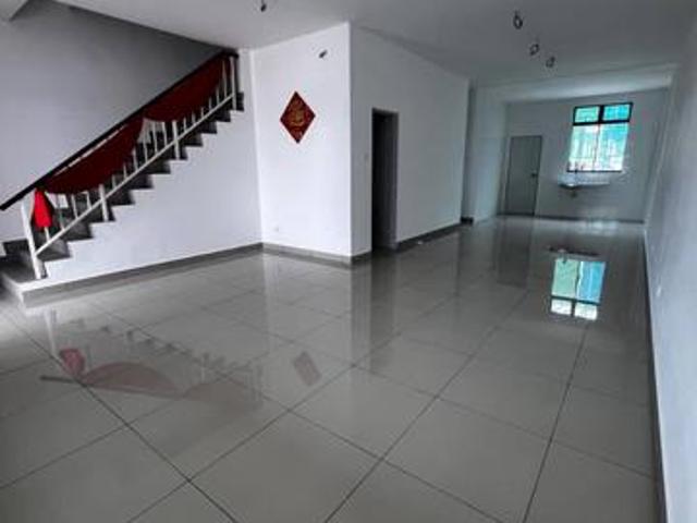 Spacious Double Storey Terrace House at Seremban