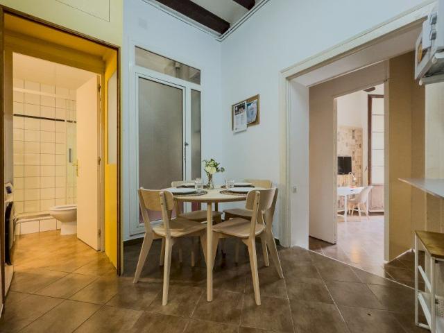 Spacious double room in Barcelona