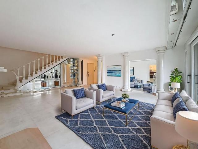 Spacious duplex in quiet and wooded residence