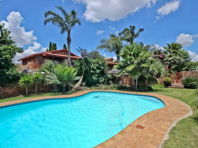 Spacious Duplex Secure Location