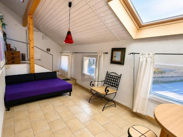 SPACIOUS DUPLEX WITH BALCONY