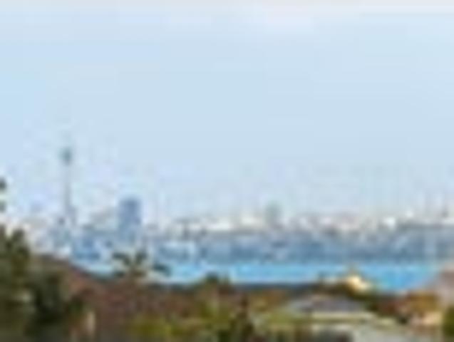 Spacious, Elevated Views & Genuine Granny