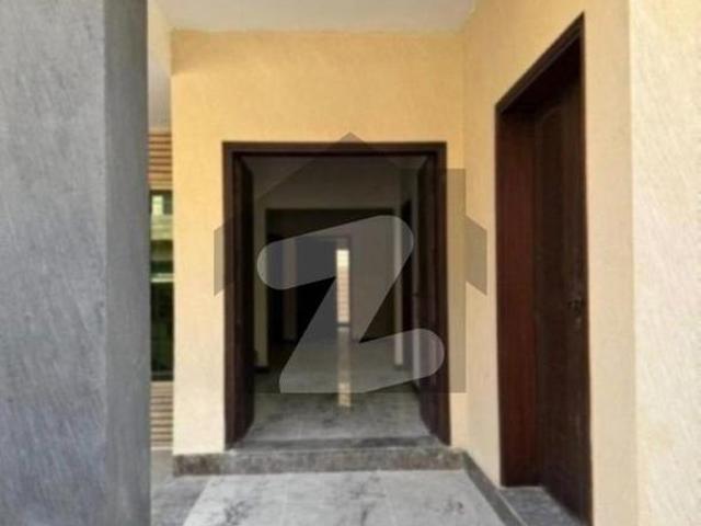 Spacious & Elegant 5 Bedroom House For Rent Askari 6