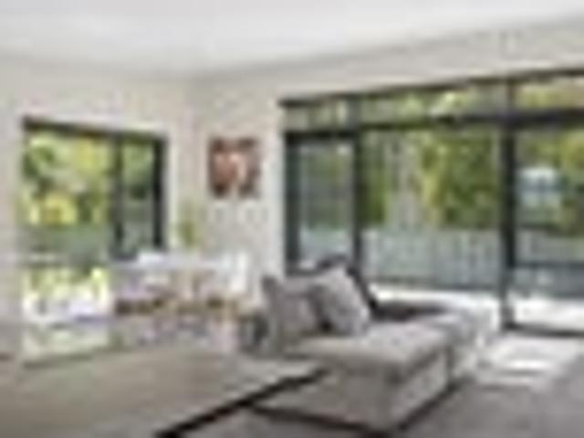 Spacious Family Home with Modern Appeal
