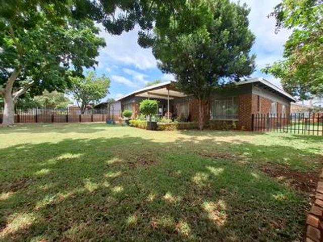 spacious family home with excellent.