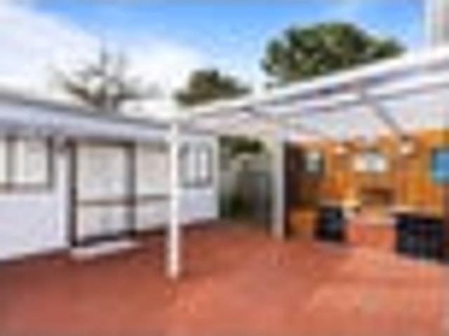 Spacious Family Home with Extra Rooms & Potential