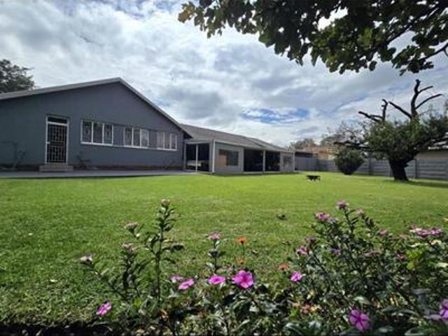 spacious family home with entertainm.