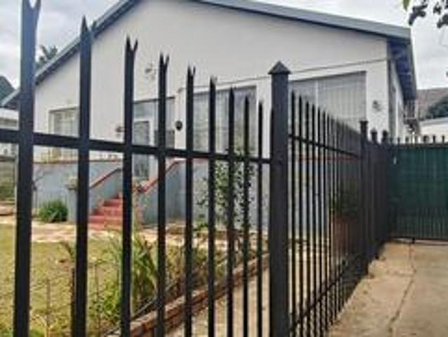spacious family home with flatlet an.