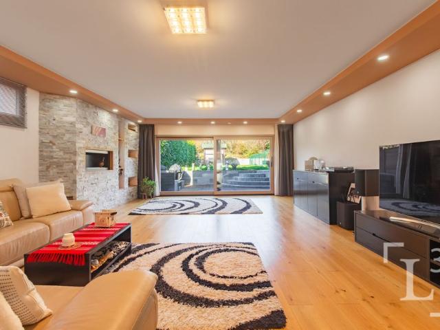Spacious family home with garden