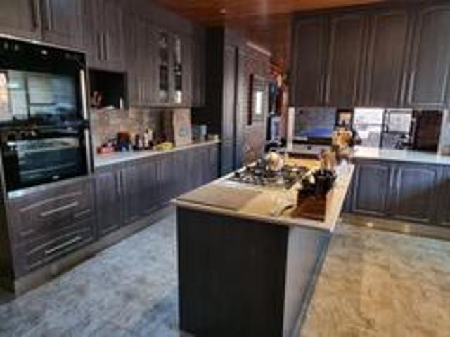spacious family home with large flat