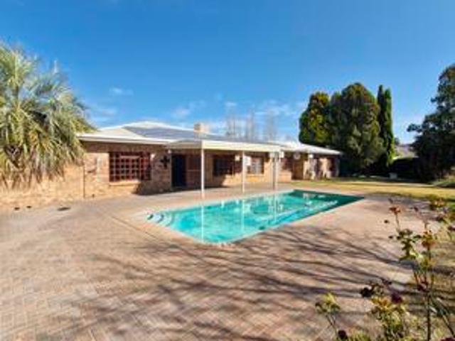 spacious family home with solar and.
