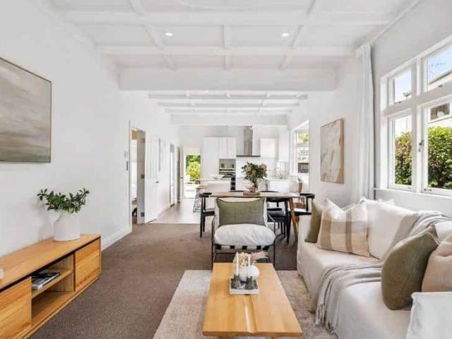 Spacious Family Home in the Heart of Mount Albert