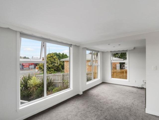 Spacious family home in a prime location!