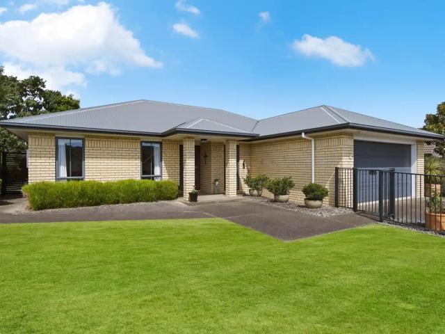 Spacious Family Home In A Prime Rototuna Location