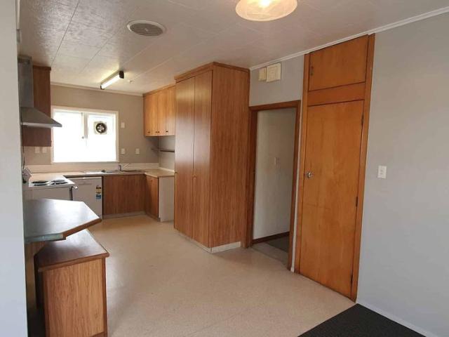 Spacious Family Home in Epuni