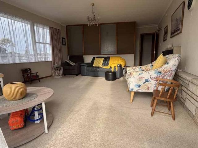 Spacious Family Home In Great Location