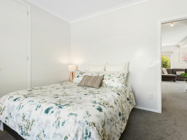 Spacious Family Home Opposite the Park