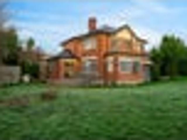 Spacious family living in a great location