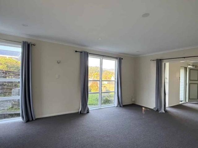 Spacious Family Living in a Peaceful Grove