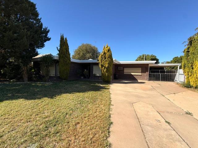Spacious Family Living in a Prime River Street Location