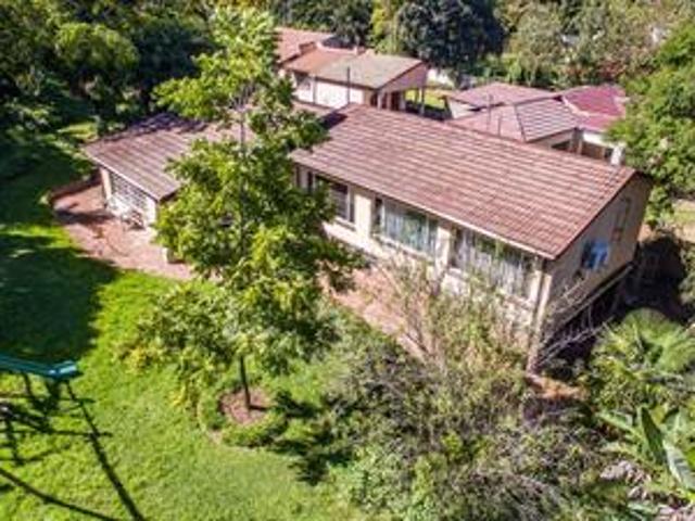spacious family living in lombardy east